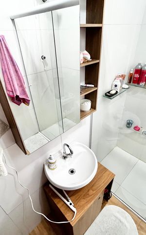 Casa à venda com 124m², 5 quartos e 2 vagas Casa à venda com 124m², 5 quartos e 2 vagasBanheiro