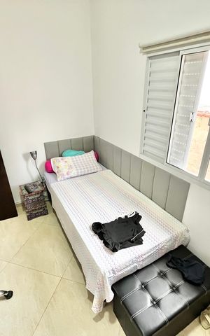 Casa à venda com 124m², 5 quartos e 2 vagas Casa à venda com 124m², 5 quartos e 2 vagasQuarto 2