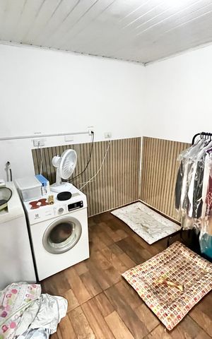 Casa à venda com 124m², 5 quartos e 2 vagas Casa à venda com 124m², 5 quartos e 2 vagasÁrea de Serviço