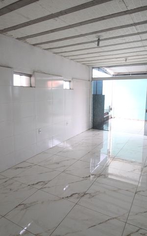 Casa à venda com 365m², 3 quartos e 4 vagasQuintal