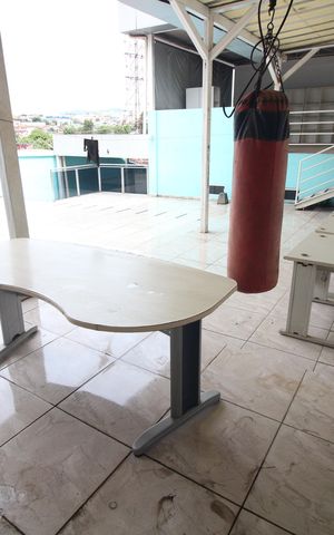 Casa à venda com 365m², 3 quartos e 4 vagasÁrea de Serviço