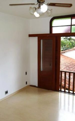 Casa para alugar com 464m², 7 quartos e 5 vagas
