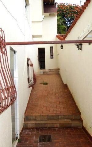 Casa para alugar com 464m², 7 quartos e 5 vagas