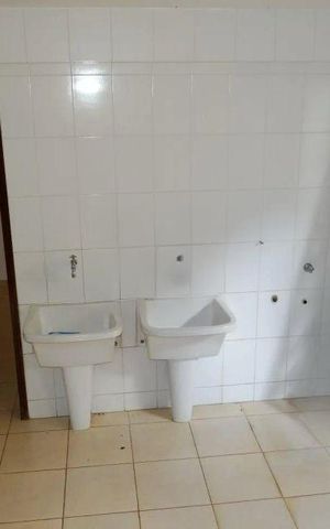 Casa para alugar com 464m², 7 quartos e 5 vagas