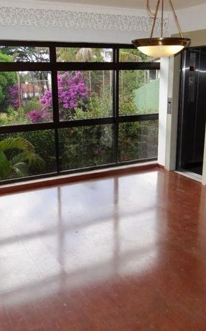 Casa para alugar com 464m², 7 quartos e 5 vagas