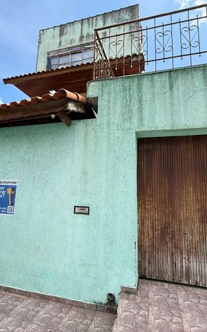 Casa à venda com 316m², 2 quartos e 2 vagas