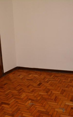 Casa para alugar com 285m², 4 quartos e 4 vagas