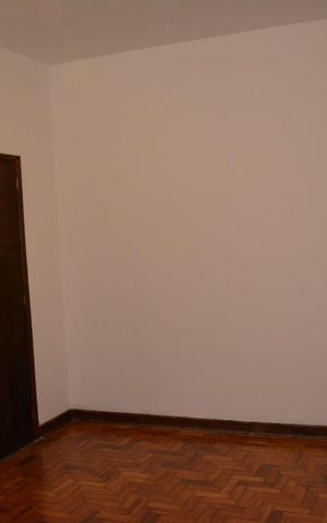 Casa para alugar com 285m², 4 quartos e 4 vagas
