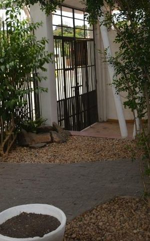 Casa para alugar com 285m², 4 quartos e 4 vagas