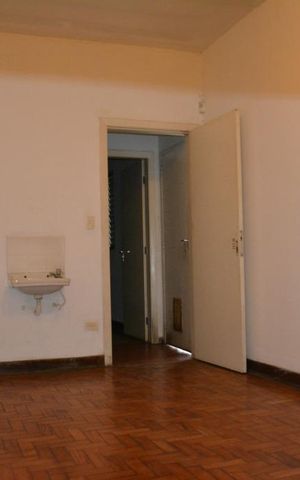 Casa para alugar com 285m², 4 quartos e 4 vagas