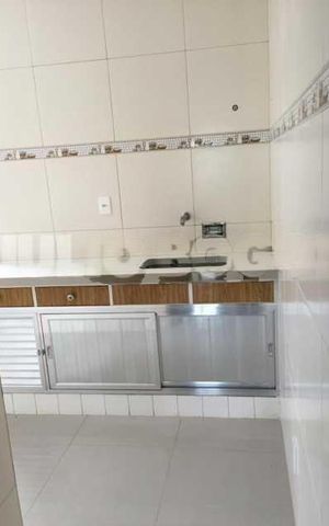 Casa à venda com 138m², 2 quartos e 3 vagas