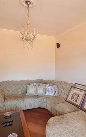 Casa à venda com 388m², 4 quartos e 4 vagas