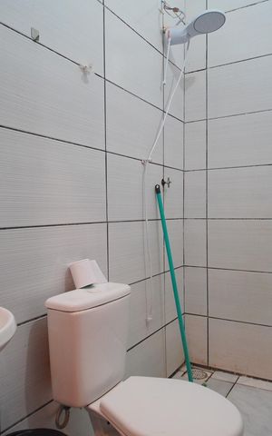 Casa à venda com 616m², 2 quartos e 2 vagasBanheiro