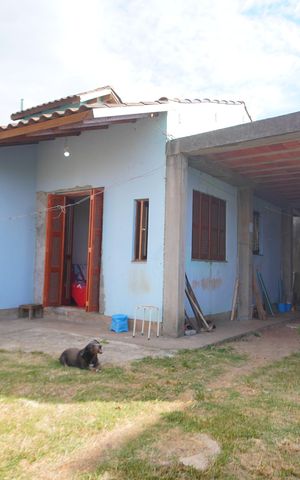 Casa à venda com 616m², 2 quartos e 2 vagasGaragem