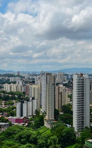 Apartamento à venda com 133m², 3 quartos e 3 vagasVista da Suíte 2