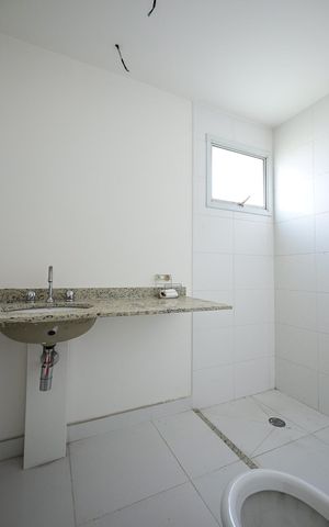 Apartamento à venda com 133m², 3 quartos e 3 vagasBanheiro da Suíte  3
