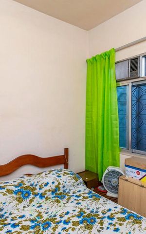 Casa à venda com 480m², 6 quartos e 2 vagas Casa à venda com 480m², 6 quartos e 2 vagasCasa da frente - Quarto