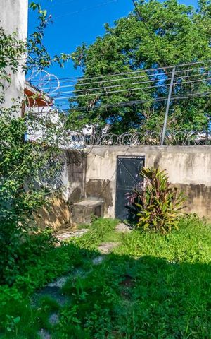 Casa à venda com 480m², 6 quartos e 2 vagas Casa à venda com 480m², 6 quartos e 2 vagasCasa dos fundos - Entrada independente