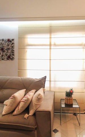 Casa à venda com 250m², 4 quartos e 4 vagas Casa à venda com 250m², 4 quartos e 4 vagasSala