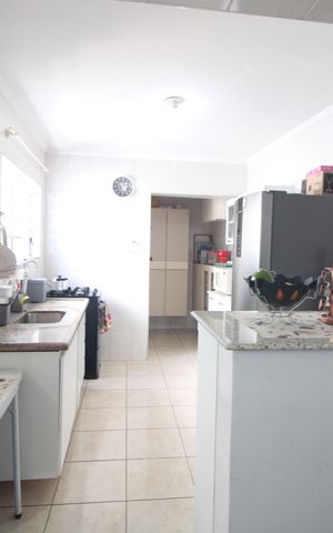 Casa à venda com 115m², 3 quartos e 3 vagasCozinha