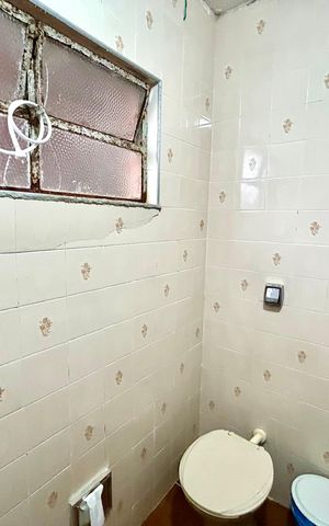Casa à venda com 134m², 3 quartos e 1 vaga Casa à venda com 134m², 3 quartos e 1 vagaBanheiro