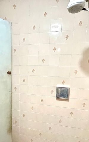 Casa à venda com 134m², 3 quartos e 1 vaga Casa à venda com 134m², 3 quartos e 1 vagaBanheiro