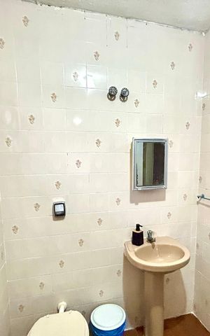 Casa à venda com 134m², 3 quartos e 1 vaga Casa à venda com 134m², 3 quartos e 1 vagaBanheiro