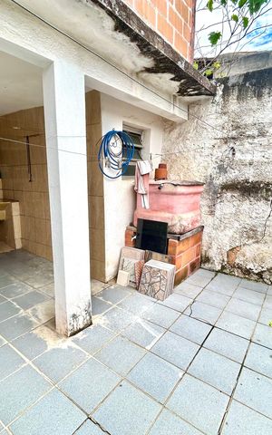 Casa à venda com 134m², 3 quartos e 1 vaga Casa à venda com 134m², 3 quartos e 1 vagaÁrea de Serviço