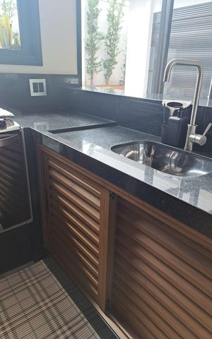 Casa de condomínio à venda com 231m², 3 quartos e 4 vagas Casa de condomínio à venda com 231m², 3 quartos e 4 vagasCozinha