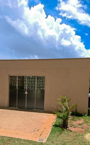 Apartamento à venda com 33m², 2 quartos e sem vaga Apartamento à venda com 33m², 2 quartos e sem vagaÁrea comum - Churrasqueira