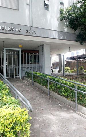 Apartamento à venda com 41m², 1 quarto e 1 vagaFachada