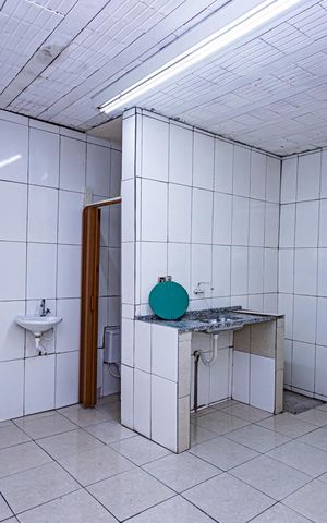 Casa para alugar com 35m², 1 quarto e sem vaga Casa para alugar com 35m², 1 quarto e sem vagaSala e cozinha