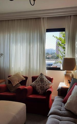 Apartamento à venda com 156m², 3 quartos e 2 vagas