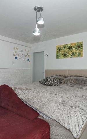 Casa à venda com 116m², 2 quartos e 2 vagasSuíte master