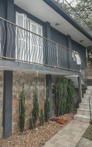 Casa à venda com 116m², 2 quartos e 2 vagasQuintal