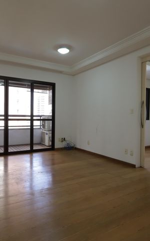 Apartamento à venda com 101m², 2 quartos e 2 vagasSala