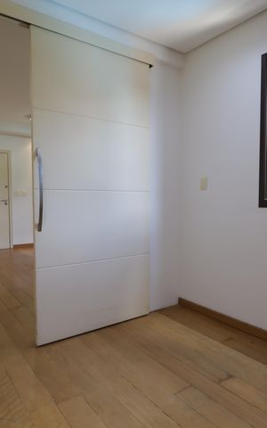Apartamento à venda com 101m², 2 quartos e 2 vagasSala de TV