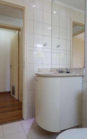 Apartamento à venda com 101m², 2 quartos e 2 vagasBanheiro