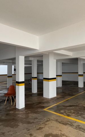 Casa de condomínio à venda com 160m², 3 quartos e 2 vagas