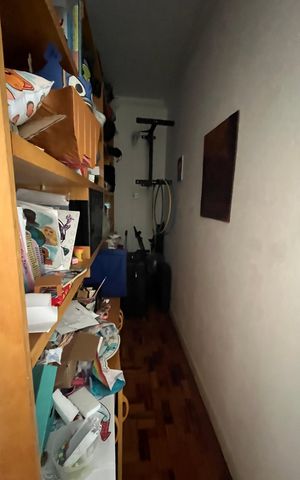 Casa de condomínio à venda com 160m², 3 quartos e 2 vagas
