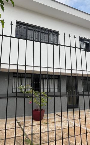 Casa de condomínio à venda com 160m², 3 quartos e 2 vagas