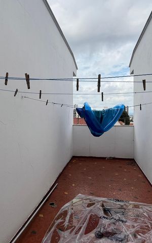 Casa de condomínio à venda com 160m², 3 quartos e 2 vagas