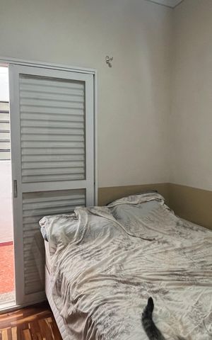 Casa de condomínio à venda com 160m², 3 quartos e 2 vagas