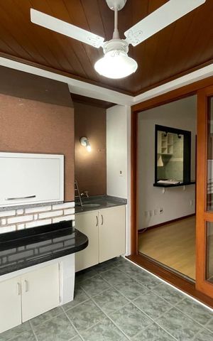 Apartamento à venda com 60m², 1 quarto e sem vagaVaranda