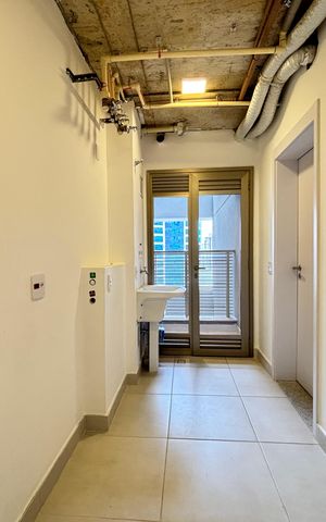 Apartamento à venda com 150m², 3 quartos e 2 vagas Apartamento à venda com 150m², 3 quartos e 2 vagasÁrea de Serviço