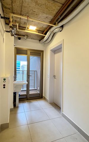 Apartamento à venda com 150m², 3 quartos e 2 vagas Apartamento à venda com 150m², 3 quartos e 2 vagasÁrea de Serviço