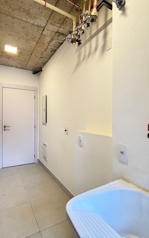 Apartamento à venda com 150m², 3 quartos e 2 vagas Apartamento à venda com 150m², 3 quartos e 2 vagasÁrea de Serviço