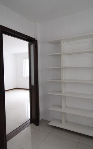 Apartamento à venda com 110m², 3 quartos e 3 vagasCozinha
