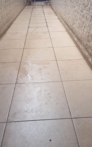 Casa à venda com 100m², 4 quartos e 2 vagasÁrea externa