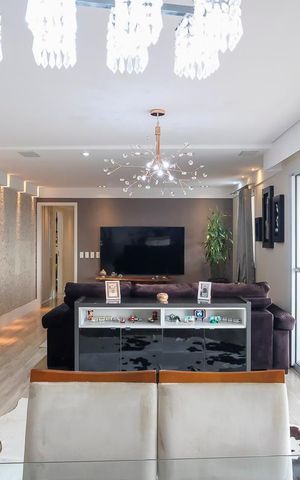 Apartamento à venda com 172m², 3 quartos e 4 vagasSala